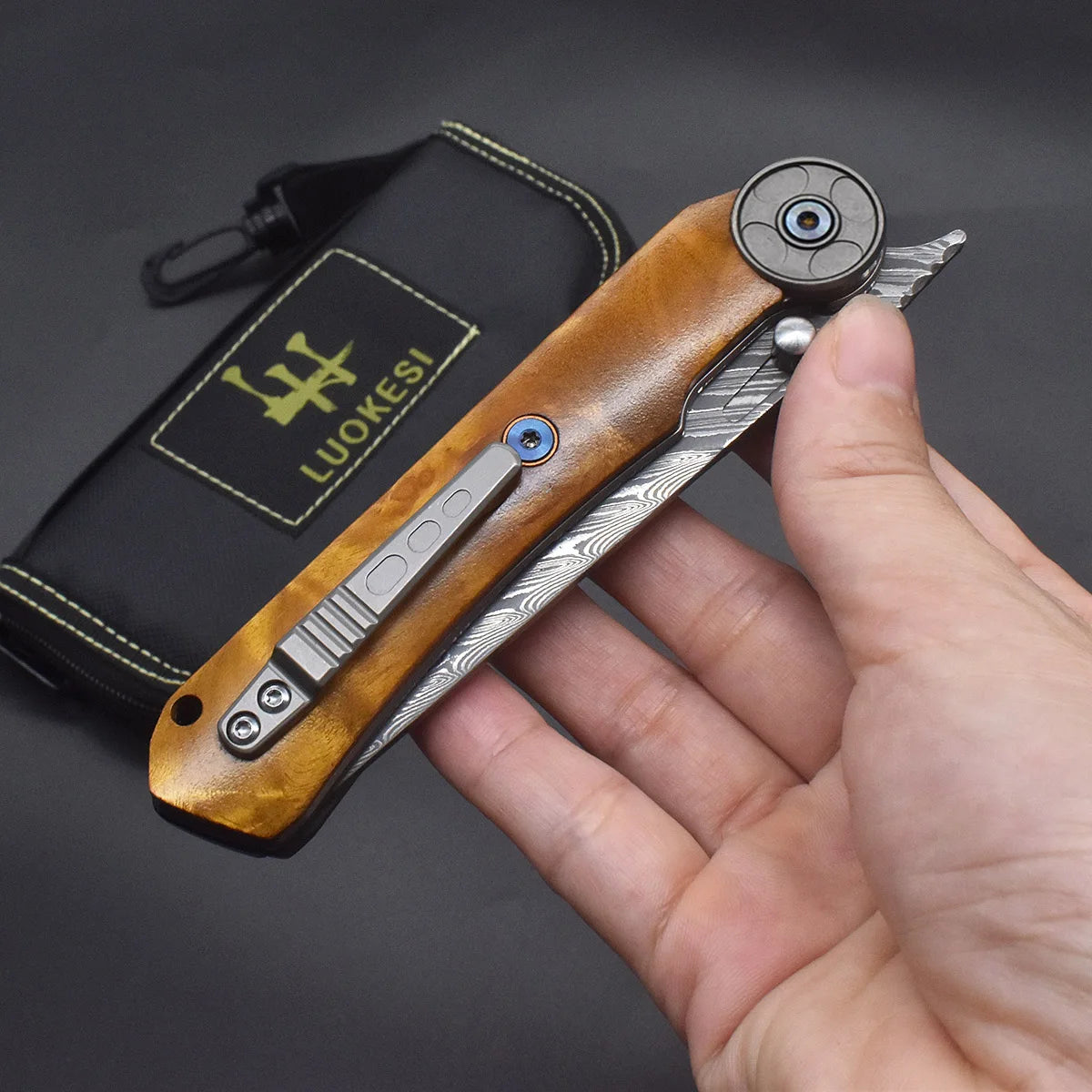 VG10 Damascus Steel Camphor Wood Handle Knife With Back Clip Folding Outdoor Camping Fishing Portable Tools Collecting Gifts EDC