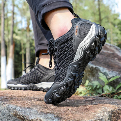 Men Hiking Shoes Breathable Outdoor Sports Climbing Shoes hunting shoes women Trekking Sneakers ankle boots tennis shoes