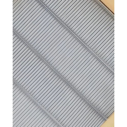 Wooden Bound Metal Queen Excluder 10 Frames Queen Excluder Beekeeping Separate The Queen from The Honey Beekeeping Supplies