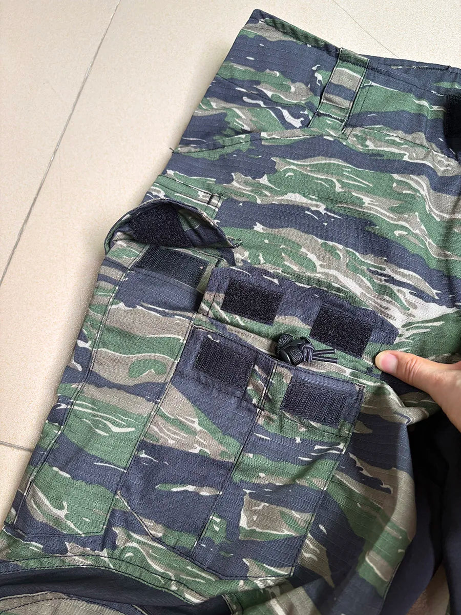 Outdoor Hunting Military Tactics G3 Training Suit, CP Style GEN3 Green Tiger Spot Combat Set, Tactical Top, Tactical Pants Men