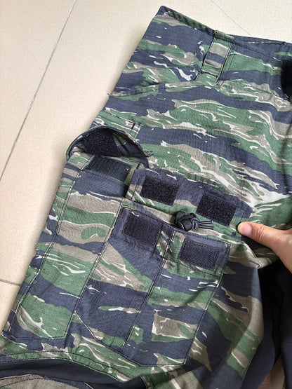 Outdoor Hunting Military Tactics G3 Training Suit, CP Style GEN3 Green Tiger Spot Combat Set, Tactical Top, Tactical Pants Men
