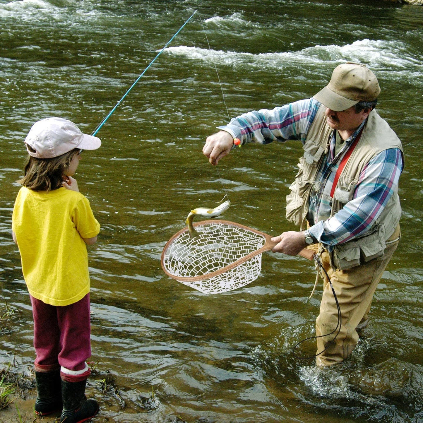 Wooden Frame Fly Fishing Landing Net, Fly Fishing Gear for Stream Fishing