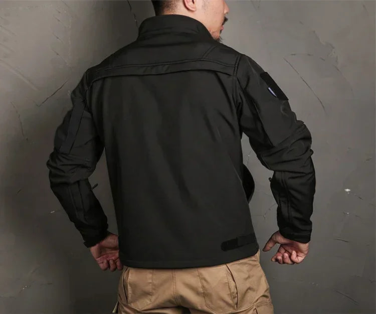 Tactical Sets Mens Thicken Outdoor Soft Shell Warm Fleece Jackets Waterproof Wear Resistant Multi Pocket Pants Hunting Clothes