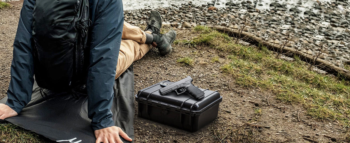 Hard Pistol Case, Waterproof Shockproof Lockable Handgun Case with Foam, TSA Compliant Travel Case for Semi-Auto Pistols and Revolvers