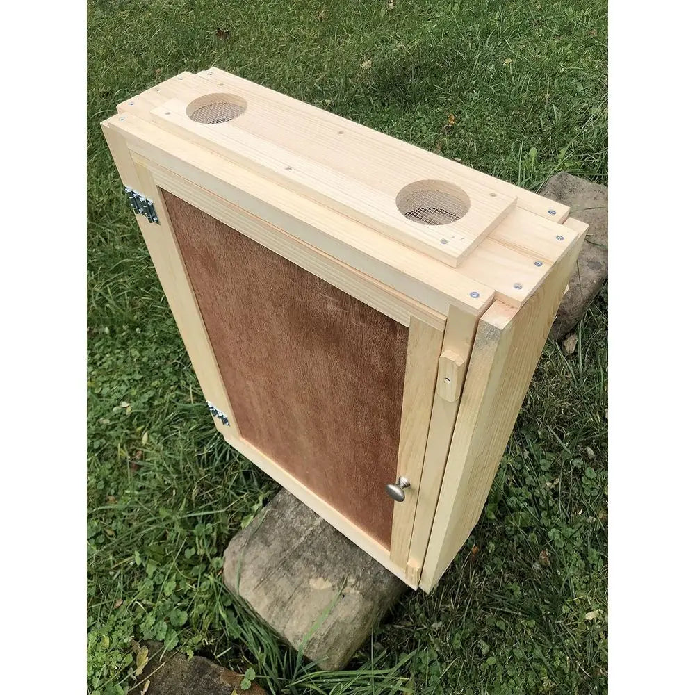 Observation Bee Hive Holds 12 Medium Frames with Double-side Plexi glass doors Fully Assembled FRAMES NOT INCLUDED
