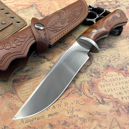 High-hardness portable outdoor straight knife: multi-purpose for camping and tactical hunting.