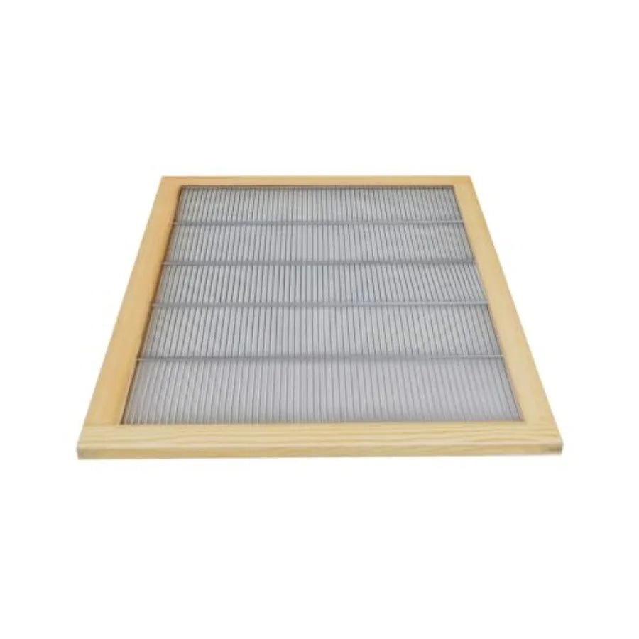 Wooden Bound Metal Queen Excluder 10 Frames Queen Excluder Beekeeping Separate The Queen from The Honey Beekeeping Supplies