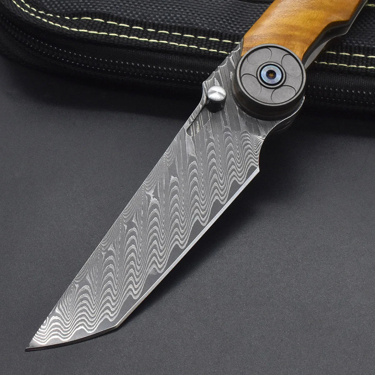 VG10 Damascus Steel Camphor Wood Handle Knife With Back Clip Folding Outdoor Camping Fishing Portable Tools Collecting Gifts EDC